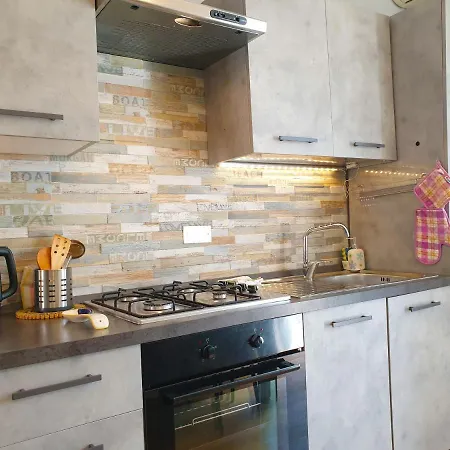 Baribello - 3 Bedrooms 3 Bathrooms - Station Appartement Bari
