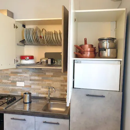 Baribello - 3 Bedrooms 3 Bathrooms - Station * Бари