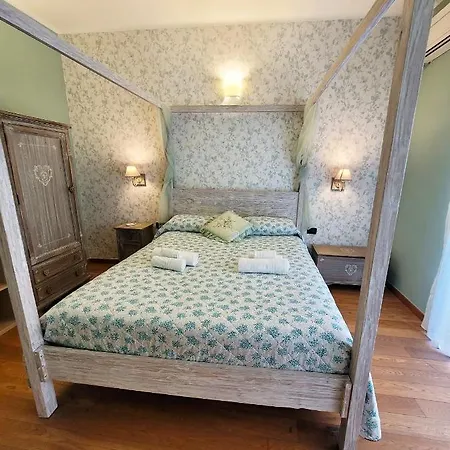 Baribello - 3 Bedrooms 3 Bathrooms - Station Бари