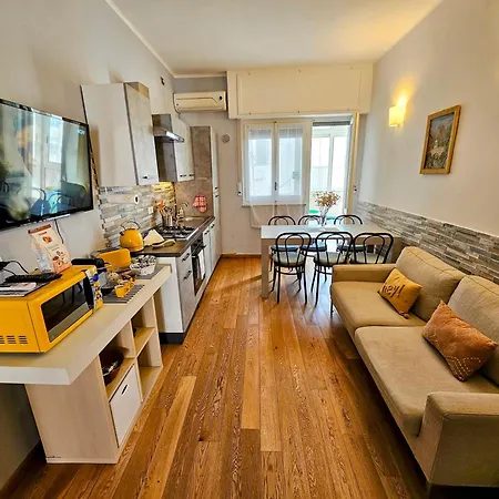 Baribello - 3 Bedrooms 3 Bathrooms - Station Апартаменты Бари