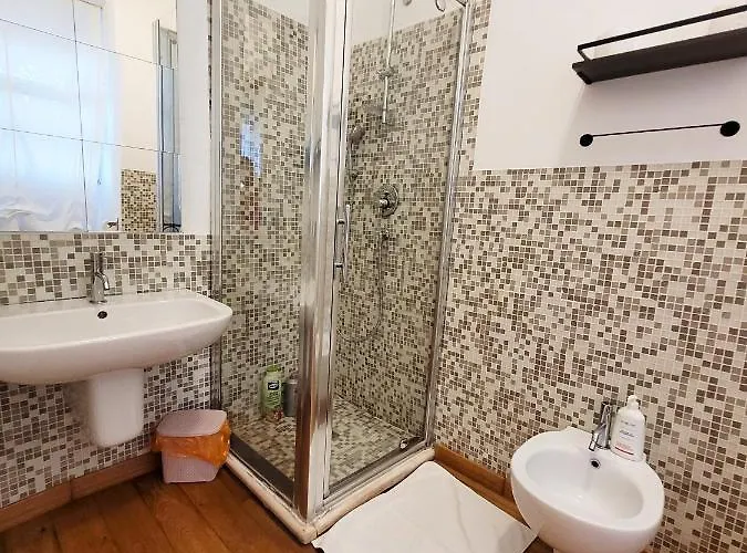 Baribello - 3 Bedrooms 3 Bathrooms - Station Appartement