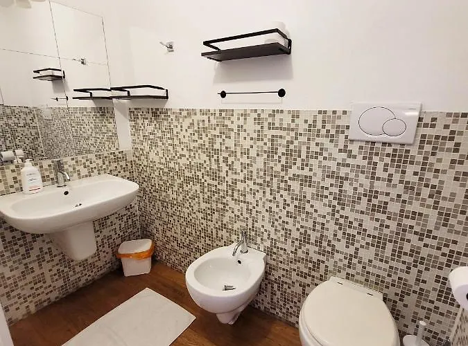 Baribello - 3 Bedrooms 3 Bathrooms - Station *