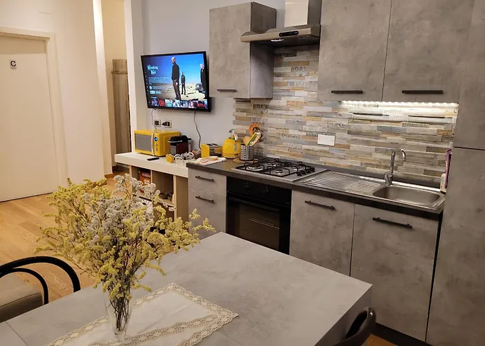 Baribello - 3 Bedrooms 3 Bathrooms - Station Appartement Bari