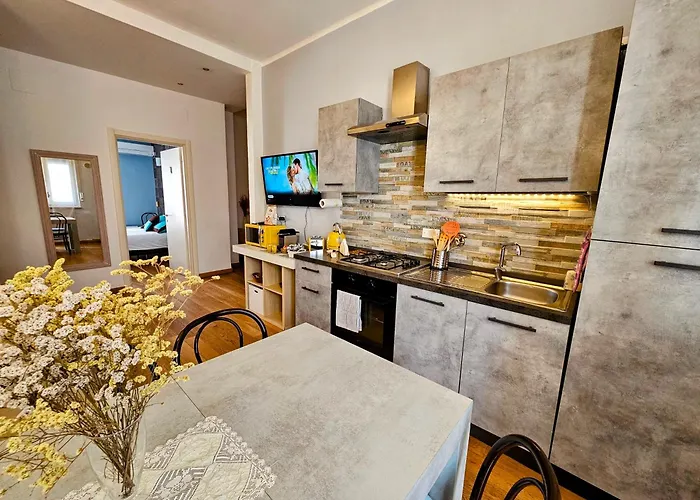 Baribello - 3 Bedrooms 3 Bathrooms - Station